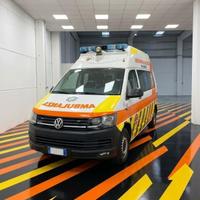VOLKSWAGEN T6 4X4 AMBULANZA (NURK)