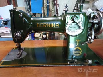 macchina per cucire professionale Bernina 117K