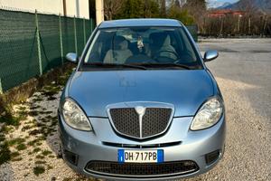 Lancia ypsilon 2007