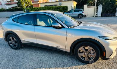 Mustang Mach -E 269 cv