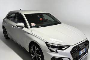 Audi A3 sportback S-line 35 tfsi