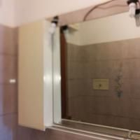 Armadietto e specchiera per bagno CHIAVARI
