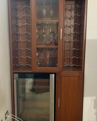 Mobile cantina vino legno massello e frigo Samsung
