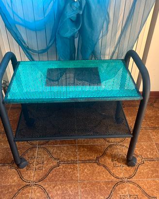 Porta tv, stereo, piante, piatti