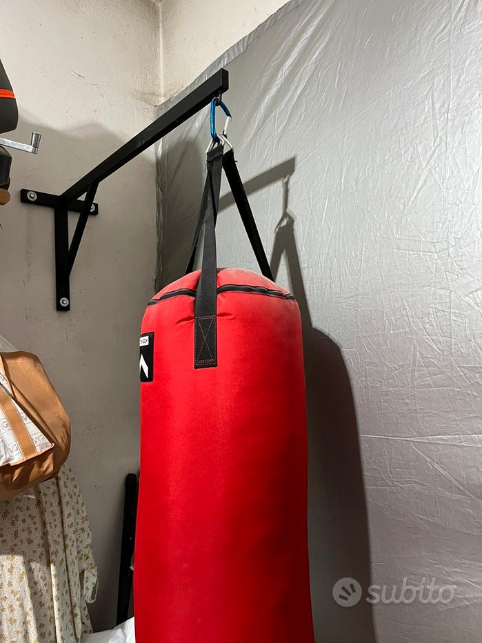 Supporto da parete Sports e attrezzatura sportiva usata