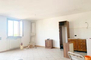 Appartamento recente, Selci, SL151