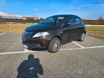 Lancia Ypsilon 1.2 69 CV 5 porte GPL Ecochic Gold