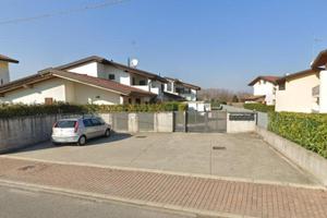 APPARTAMENTO BICAMERE + STUDIO CON GARAGE