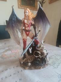 statua in resina guerra alata 