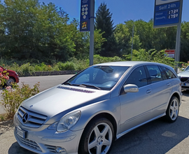 Splendida Mercedes R 320 CDI 4MATIC SPORT