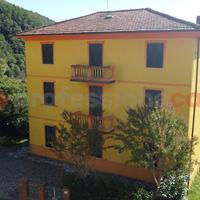 Villetta Trifamiliare Pescaglia [UM173CVVRG]