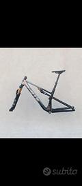 KIT telaio BMC Fourstroke tg. M + Fox 34 
