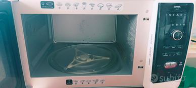 microonde Whirlpool in perfetto stato