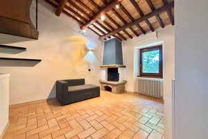Zona La Quercia - Trilocale arredato