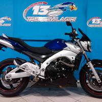 SUZUKI GSR 600