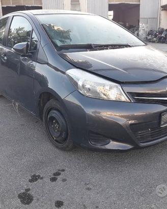 Ricambi Toyota Yaris 3 Serie 1.000 5.P Anno 2013