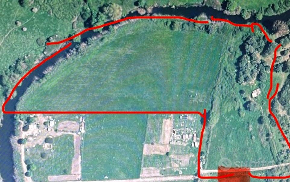 Terreno con rudere accatastato da ristrutturare - Vista 2