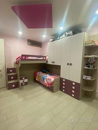 Cameretta a ponte con 3 letti