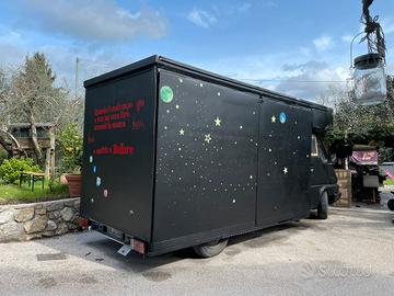 Furgone renault : mercatino ambulante