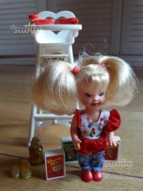 Barbie shelly eatin'fun