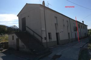 Bifamiliare con terre