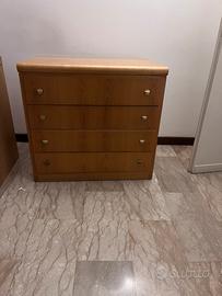 Cassettiera e tavolo scrivania in frassino