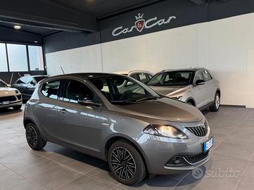 Lancia Ypsilon 1.0 FireFly 5 porte S&S Hybrid Silv