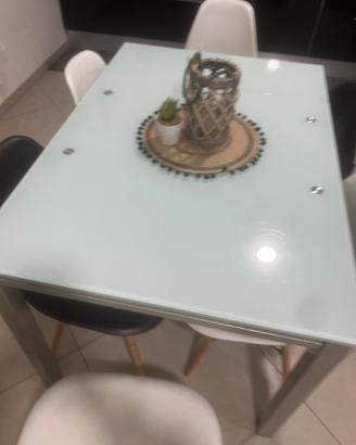 Tavolo vetro