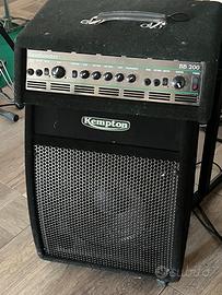 Amplificatore per basso elettrico