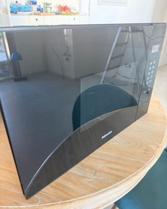Miele forno a microonde