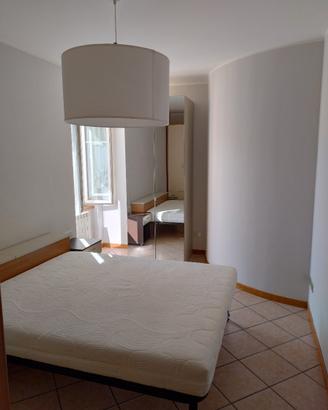 Bilocale a tirano