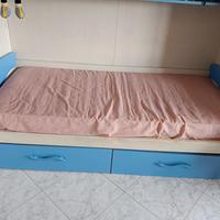 letto singolo e struttura armadio