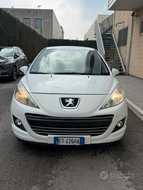 Peugeot 207 per neopatenati