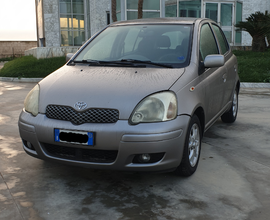 Toyota Yaris 1.3 benzina