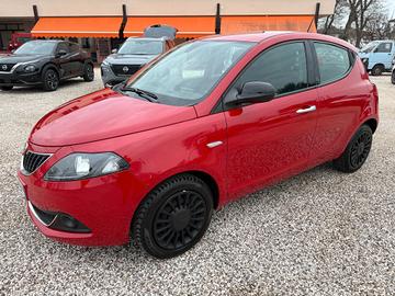 Lancia Ypsilon 1.0 FireFly 5 porte S&S Hybrid Ecoc