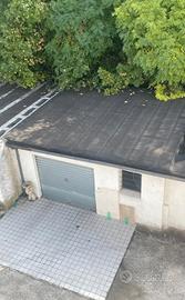Garage/magazzino di 25 mq .
