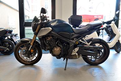 Honda CB 650 R condizioni eccellenti