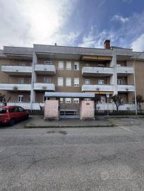 Immobile in asta di 129 m² con 4 locali e box auto