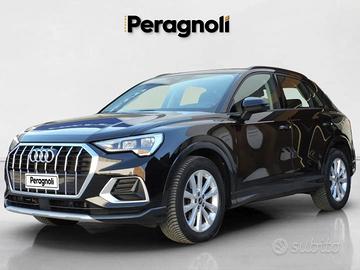 AUDI Q3 35 TDI S tronic Business Advanced