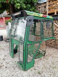 Cabina per trattore