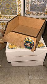 Portaoggetti in legno decorato con Testa di Moro