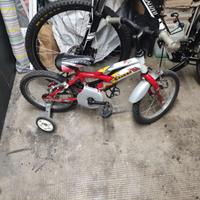 Bici da bimbo con rotelle