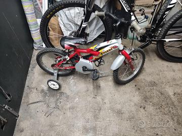 Bici da bimbo con rotelle