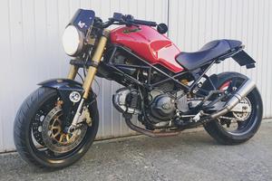 DUCATI MONSTER 600