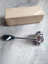 Testa per treppiede Lyon