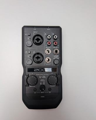 Zoom U-24 scheda audio USB/MIDI 2x4 con scatola