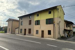 CASA ACCOSTATA BICAMERE GIA' RIMODERNATA