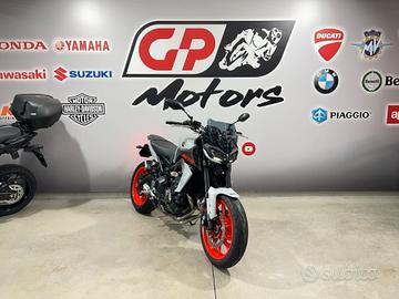 Yamaha MT-09 Ice Fluo 9000 KM