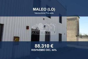 Immobile in asta di 273 m² con più di 5 locali a M