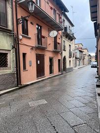 Locale uso ufficio/negozio